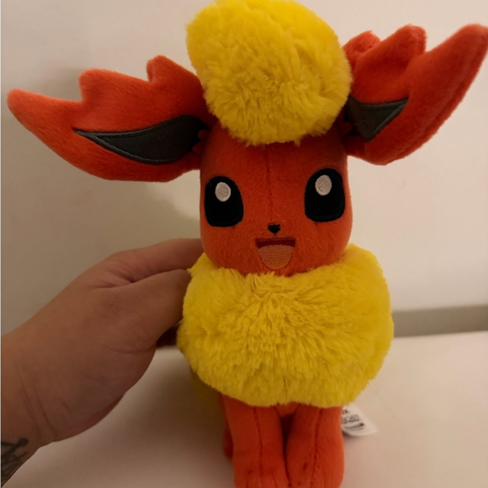 Pokemon Flareon Plush - Orange and Yellow